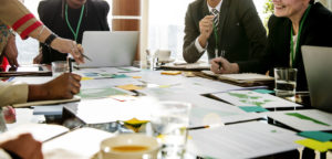 Expansión, Globalización, Exportación, Importación, Empresa, Corporación, Crecimiento, Desarrollo, Distribución
